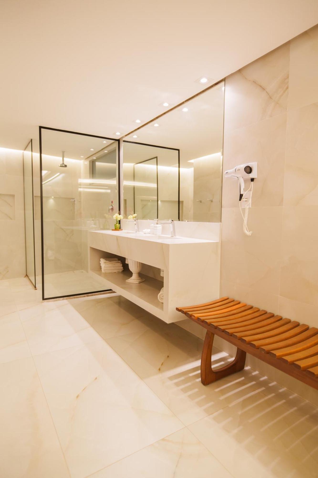 W4 Hotel Irecê Kültér fotó